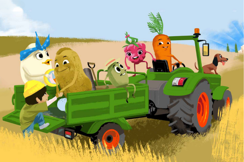 Basti, Bella und die Ernährungshelden Hotte Karotte, Heidi Himbeere, Olli Olive, Kalle Kartoffel und Elsa Eiweiß fahren auf einem Traktor mit Anhänger über ein Weizenfeld.